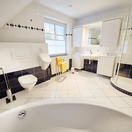 Casa de Férias Am Golf- Und Reitpark By Interhome Niederhelden